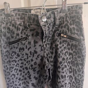 Current Elliot Leopard print corduroy pants hemline is at angle